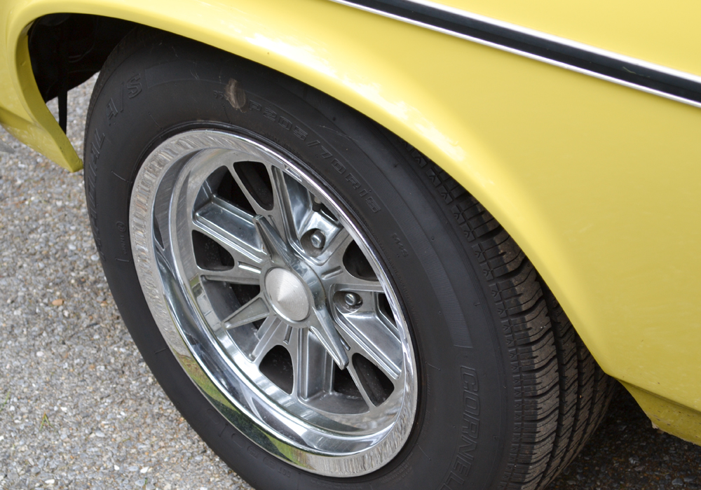 1972 Chevy Nova 2-Door Car