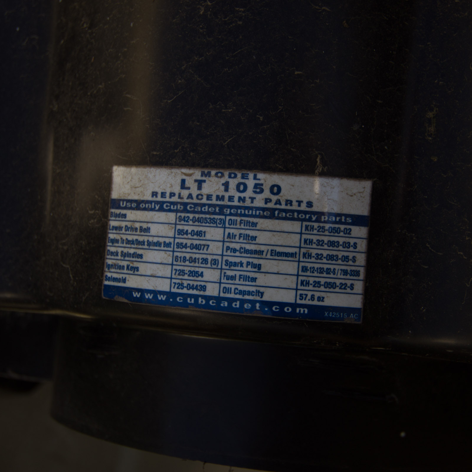 Cub Cadet LT1050 Lawn Tractor