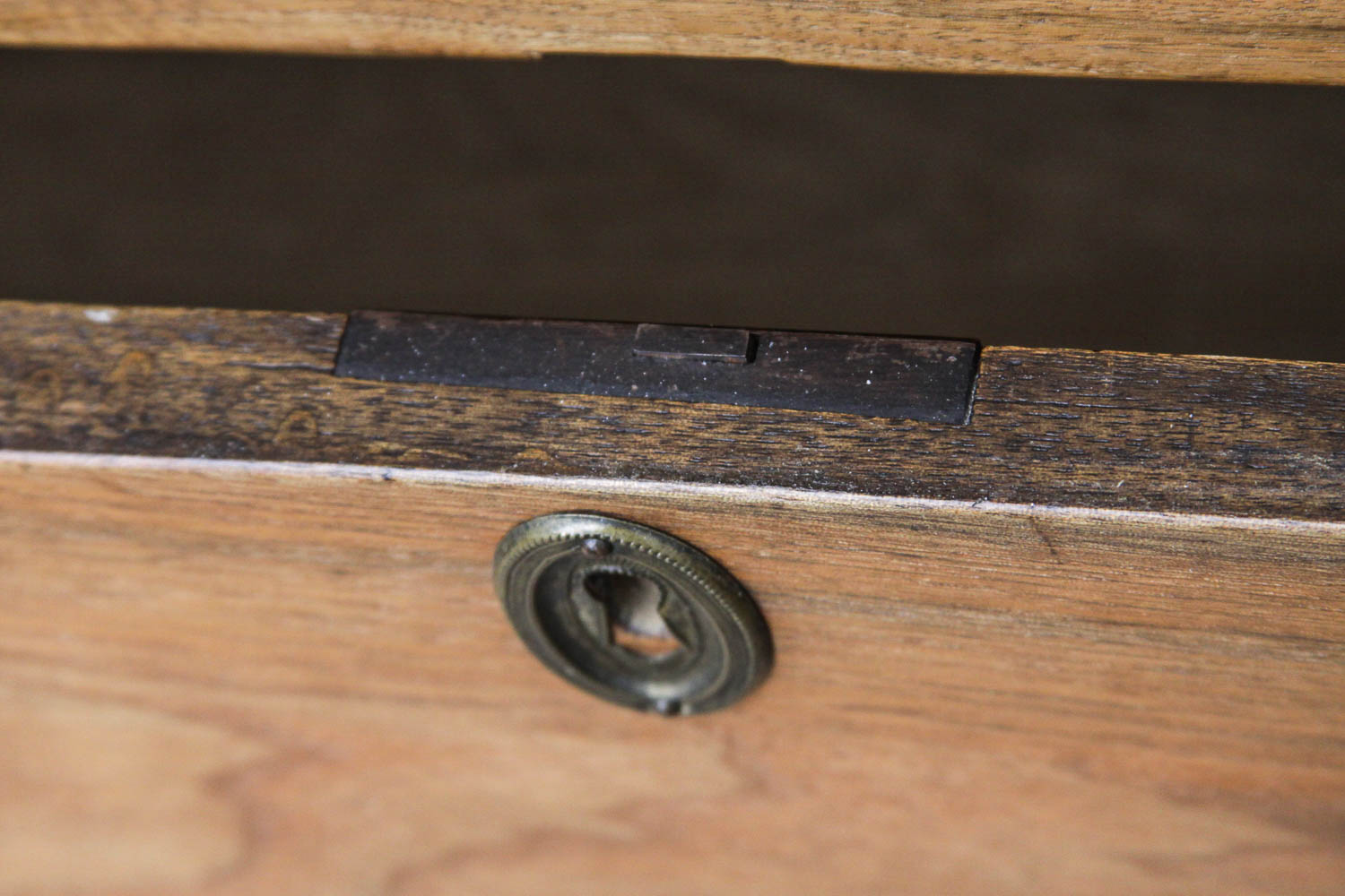 Antique Spindle Leg Wood Dresser with Glass Knobs