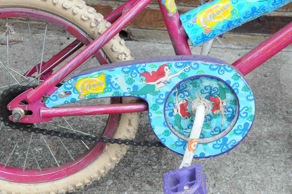 Girls Bicycle Set with Scooter