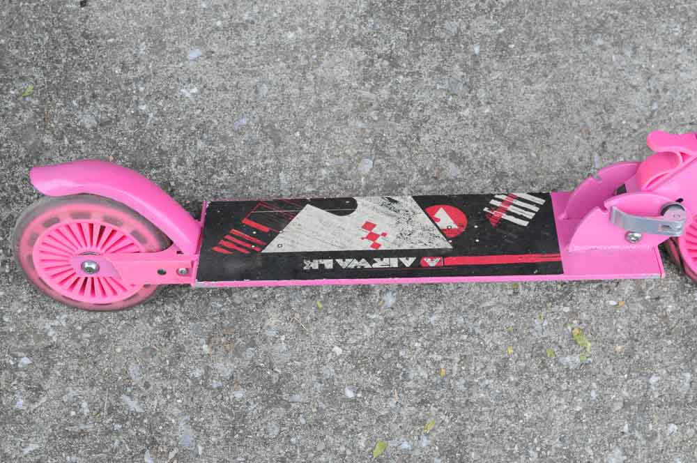 Girls Bicycle Set with Scooter