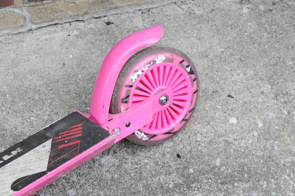 Girls Bicycle Set with Scooter