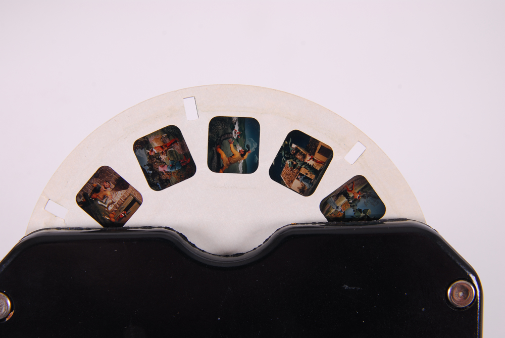 Vintage View Master Stereoscope with Image Reels
