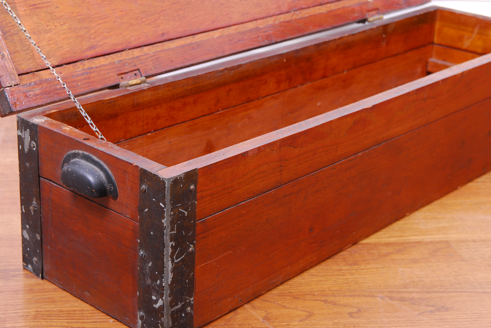 Wood Foot Locker Chest