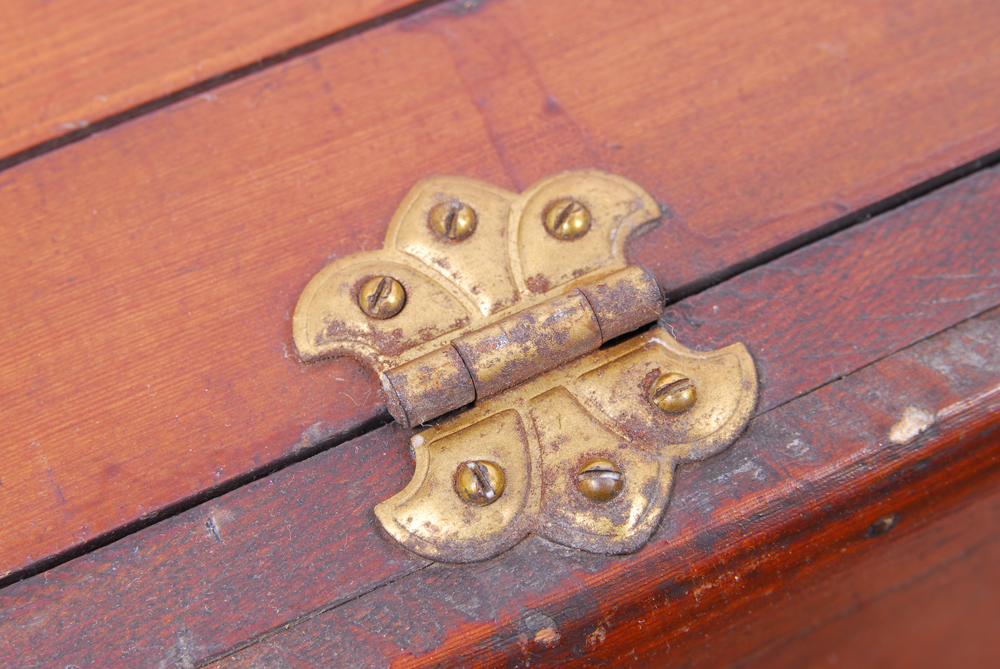 Wood Foot Locker Chest