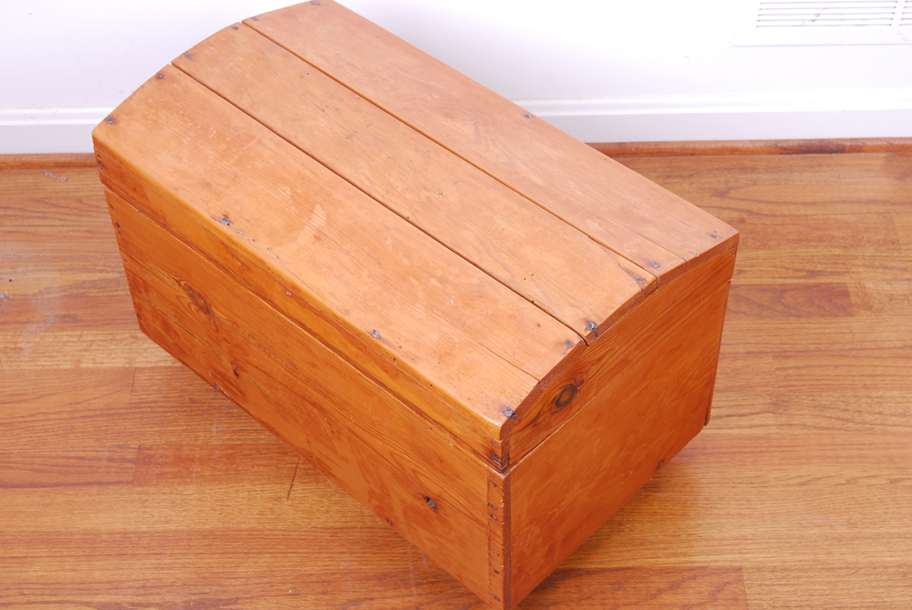 Pine Toy Chest