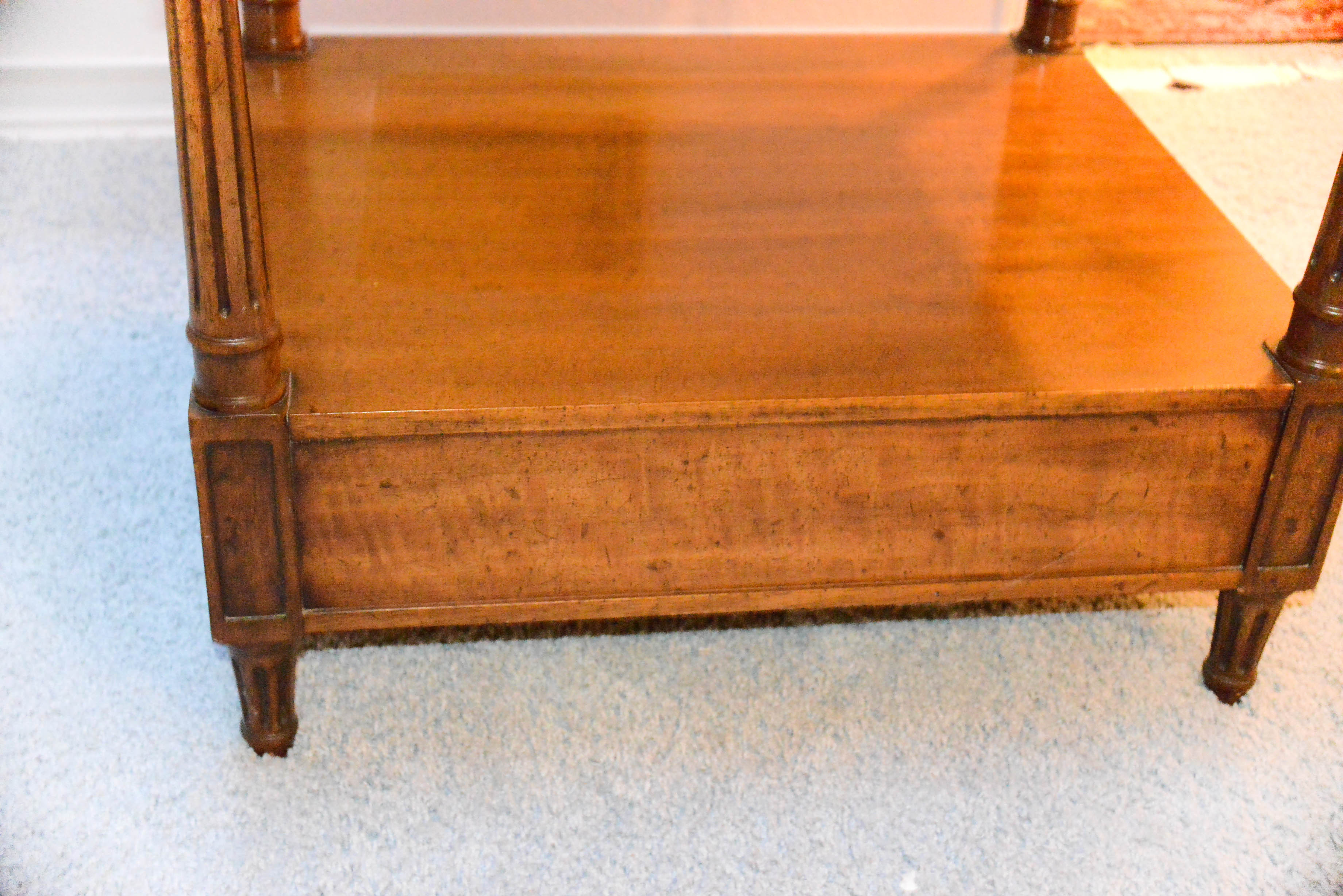 Vintage Henredon Fine Furniture Side Table