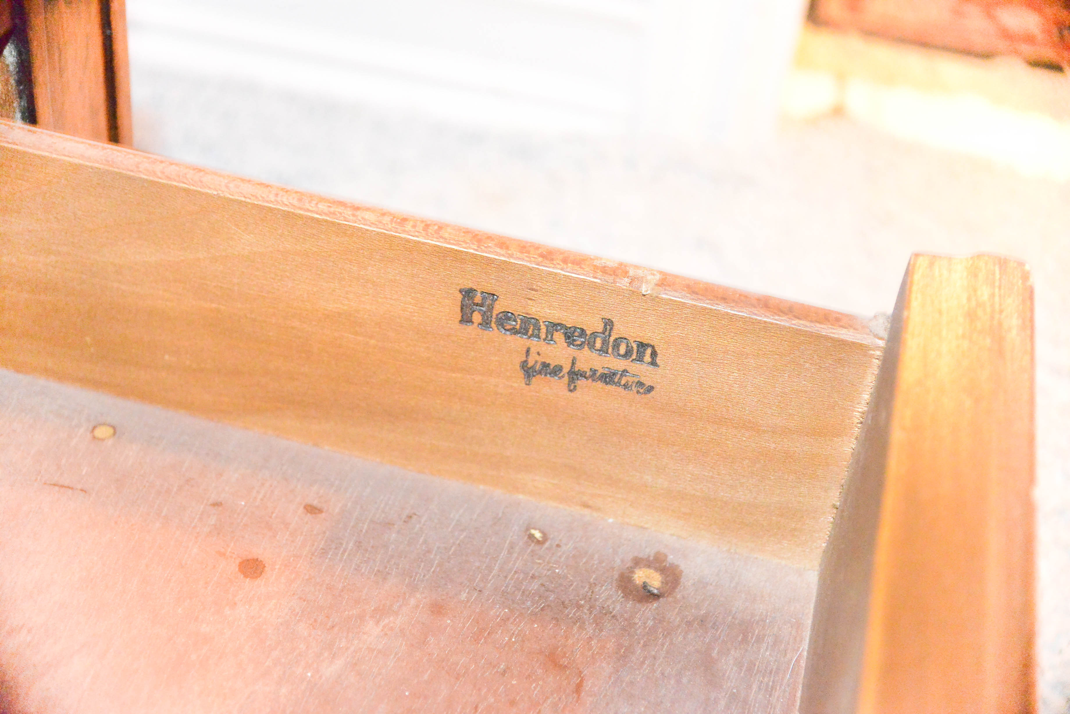 Vintage Henredon Fine Furniture Side Table