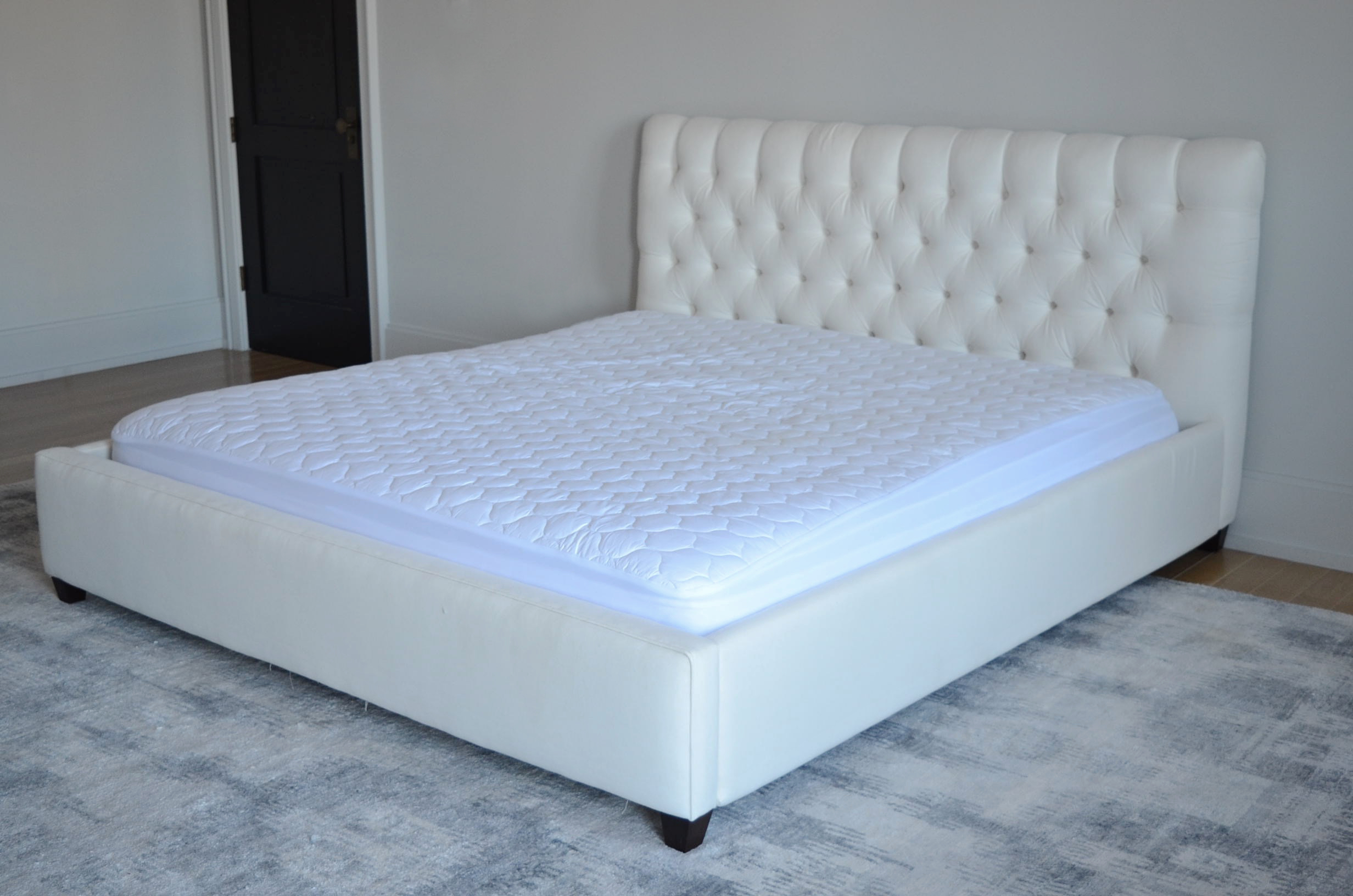 Contemporary Button-Tufted King Size Bed Frame