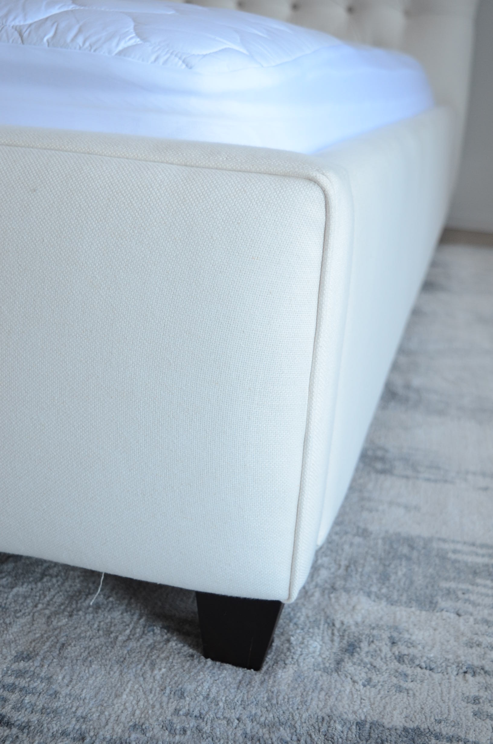 Contemporary Button-Tufted King Size Bed Frame