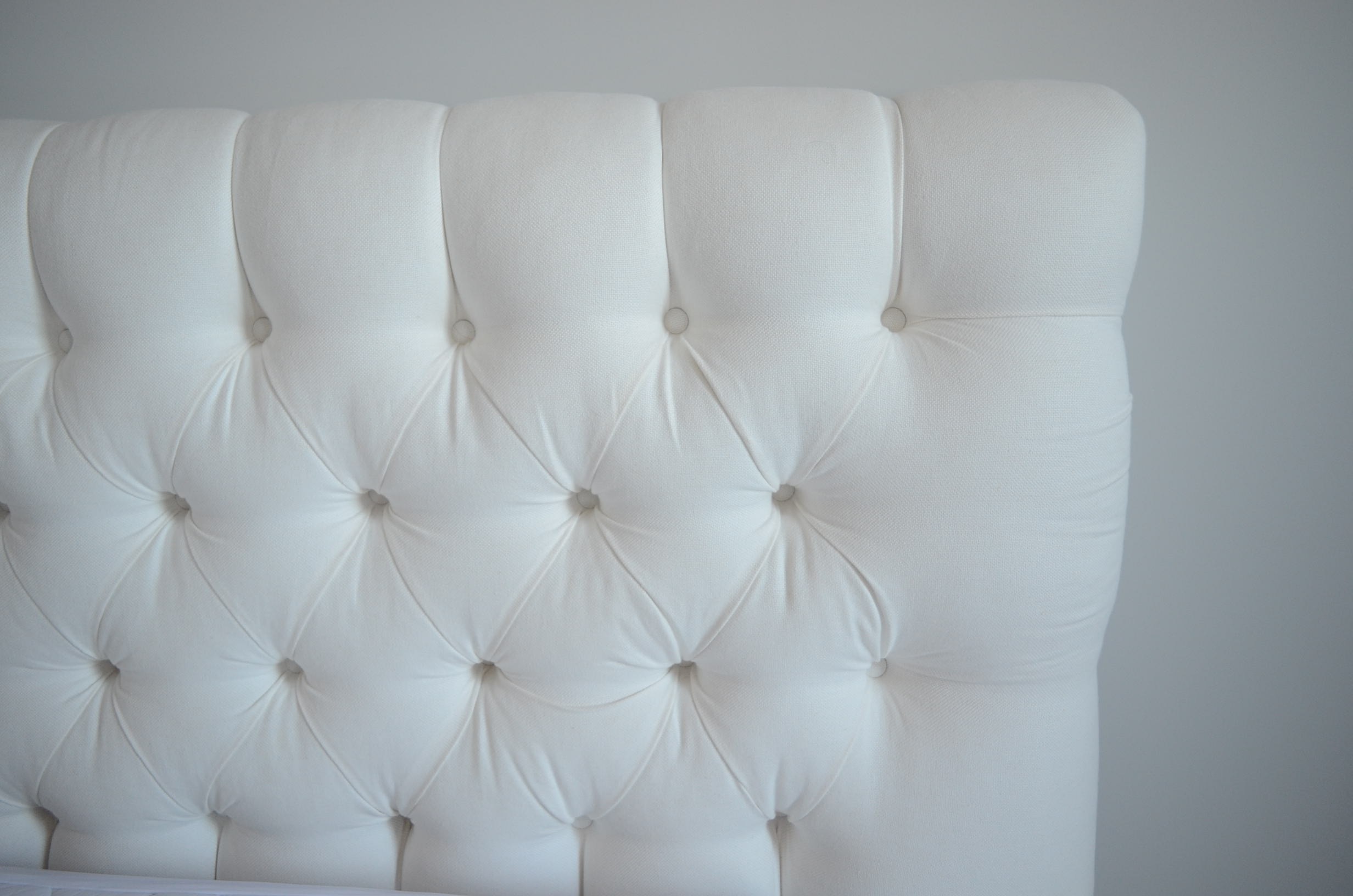 Contemporary Button-Tufted King Size Bed Frame