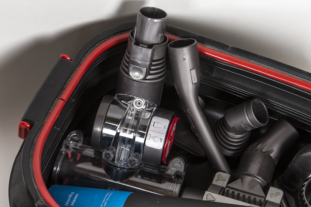 Dyson DC17 Vacuum Cleaner