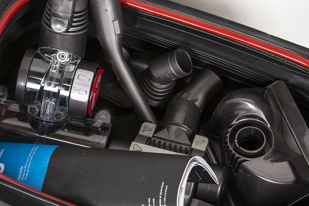 Dyson DC17 Vacuum Cleaner