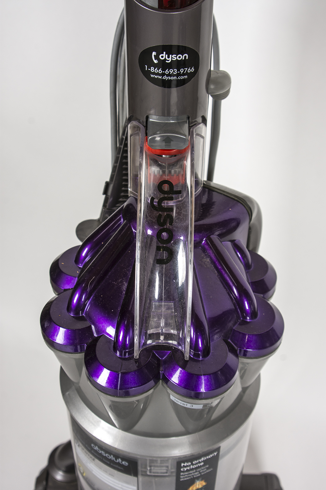 Dyson DC17 Vacuum Cleaner