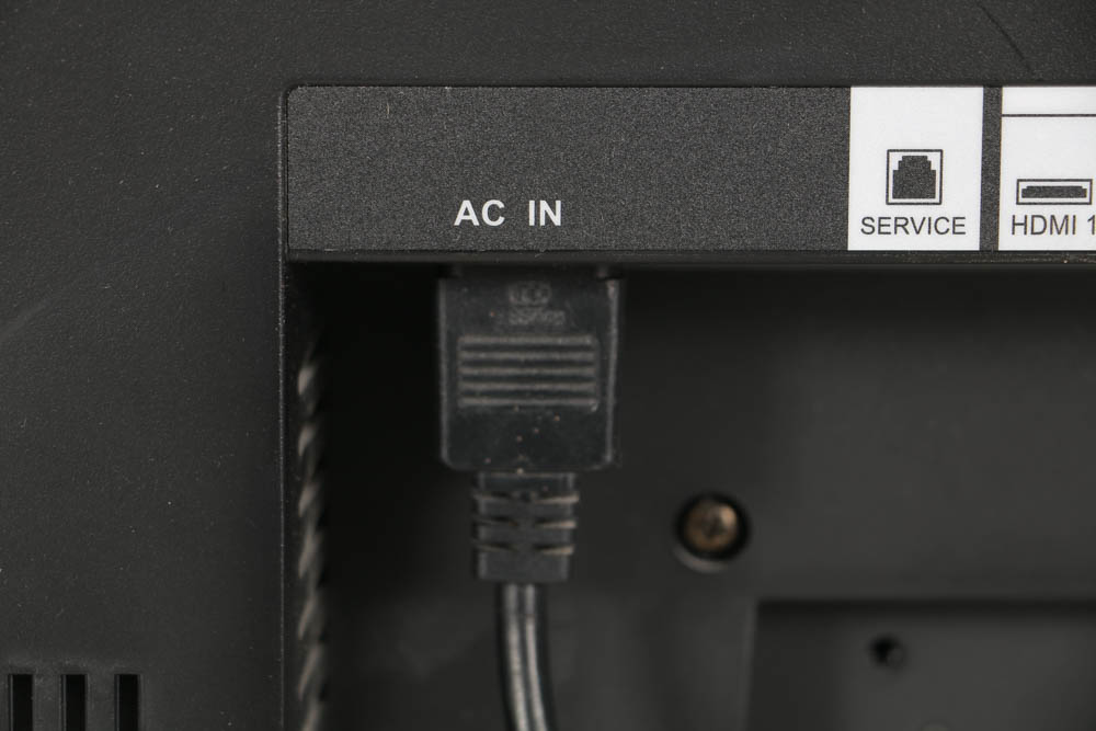 Vizio HDTV 37" Flat Screen Television