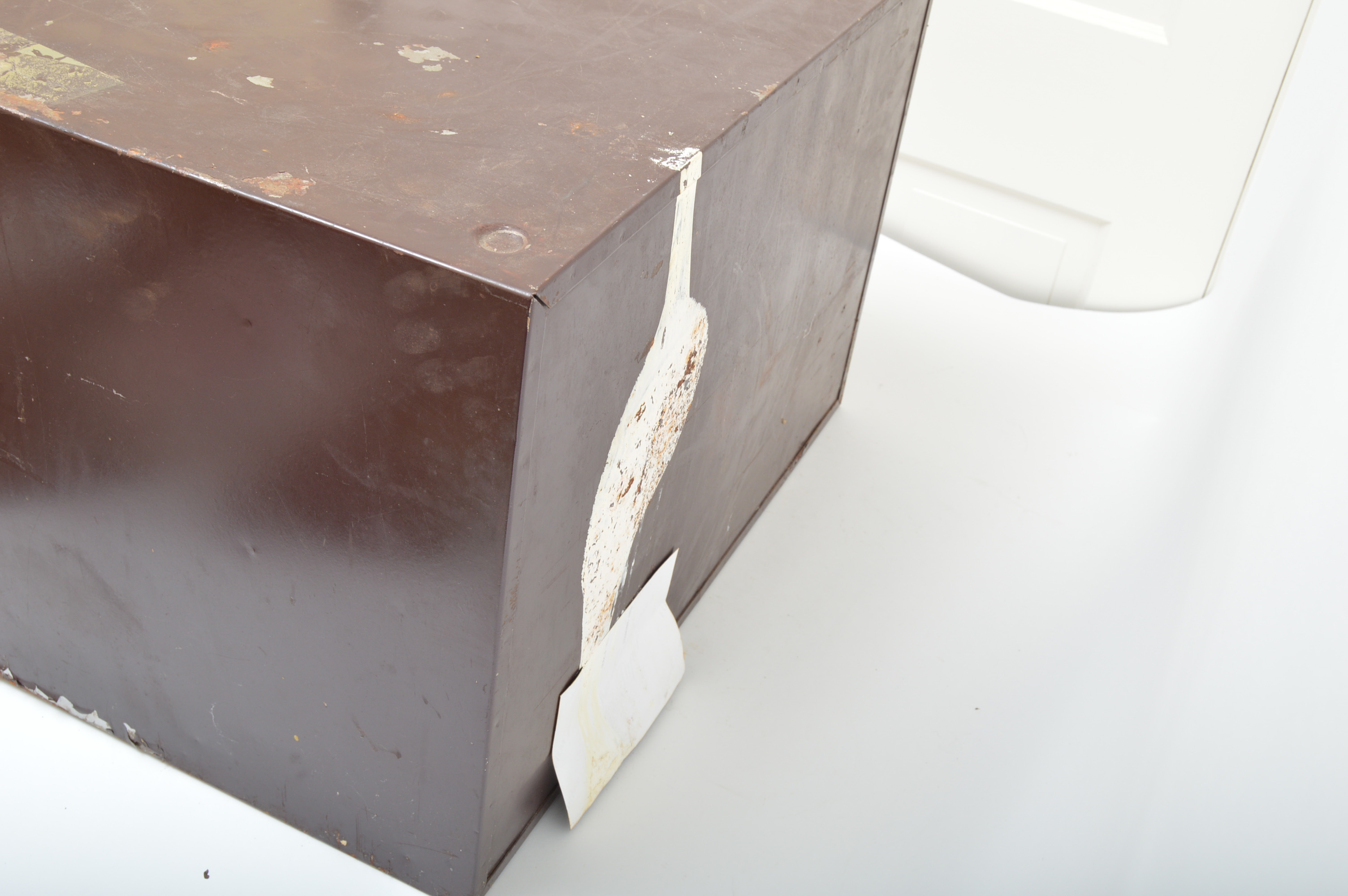 Watch Crystal Cabinet