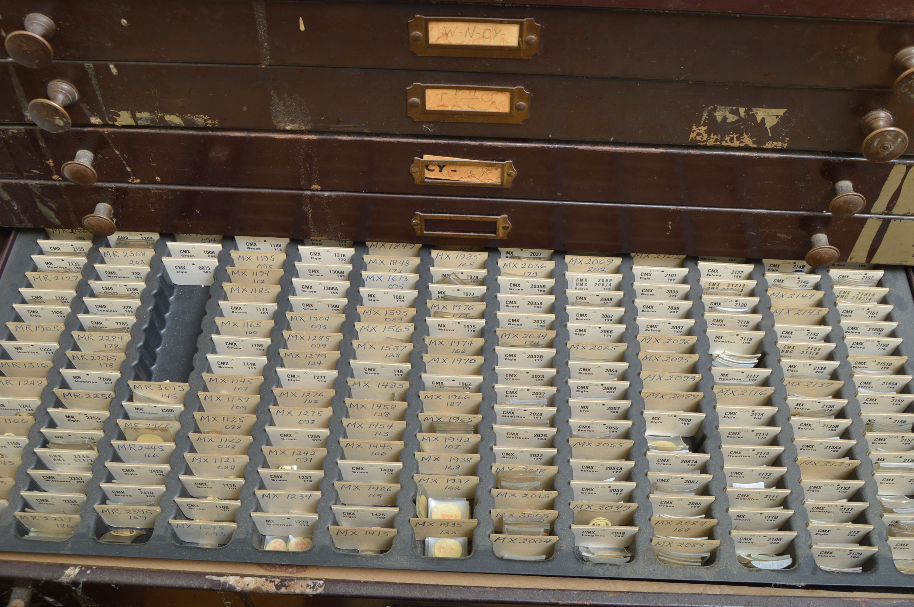 Watch Crystal Cabinet