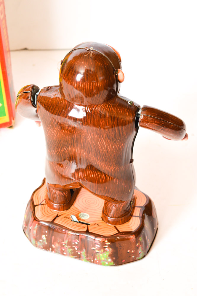 Vintage Roaring Gorilla Battery Operated Shooting Gallery