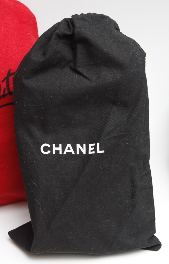 Designer Shoe Dust Covers