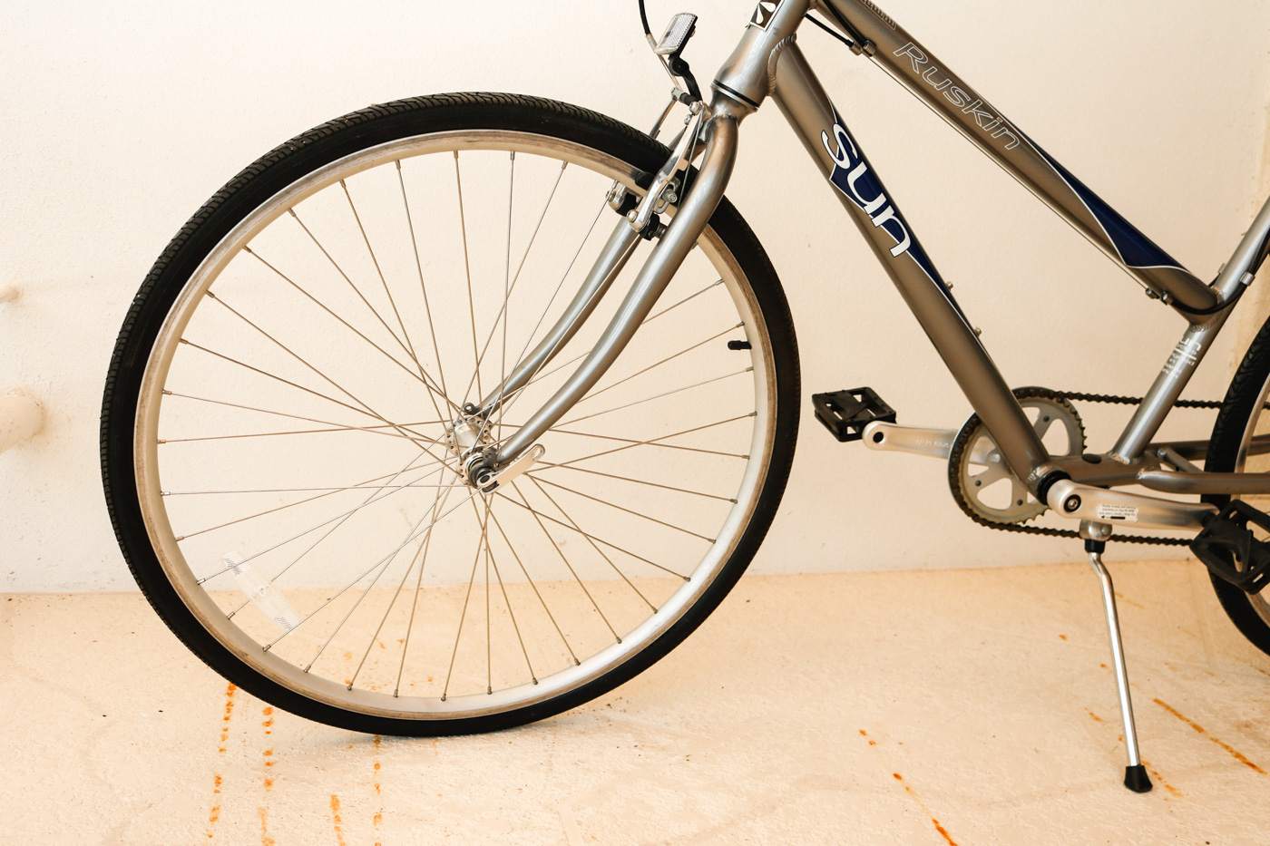 Ruskin "Sun" Women's Bicycle with Zéfal Pump