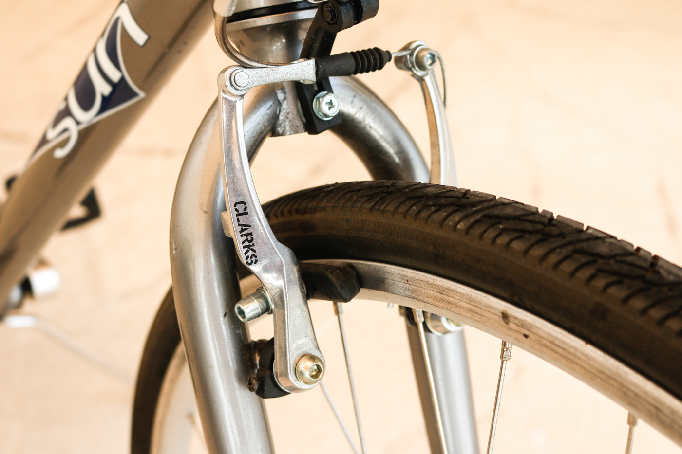 Ruskin "Sun" Women's Bicycle with Zéfal Pump