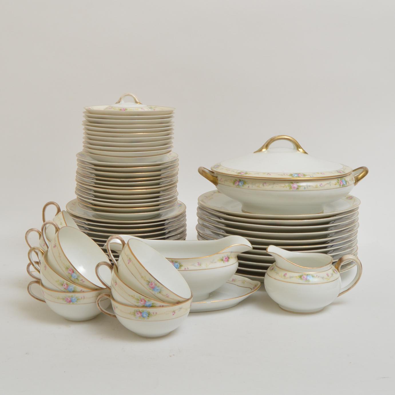 Noritake "Marguerite" China Set