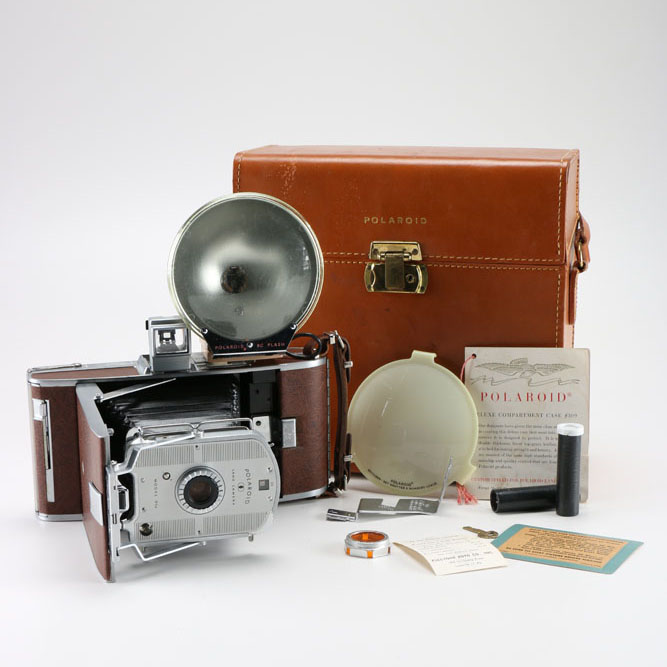 Polaroid 35 mm Model 95B With Flash, Case, And Manuals