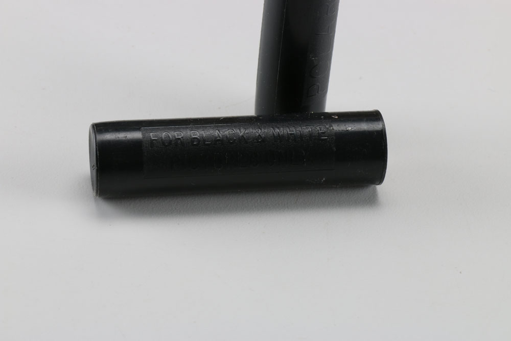 Polaroid 35 mm Model 95B With Flash, Case, And Manuals