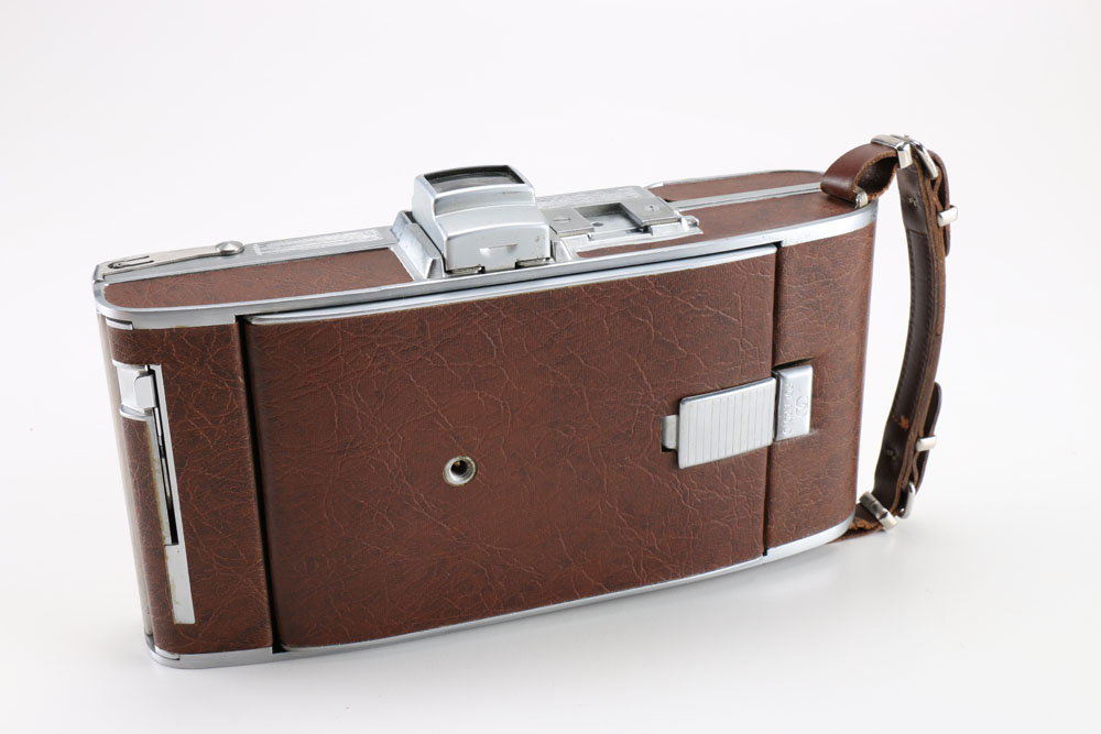 Polaroid 35 mm Model 95B With Flash, Case, And Manuals