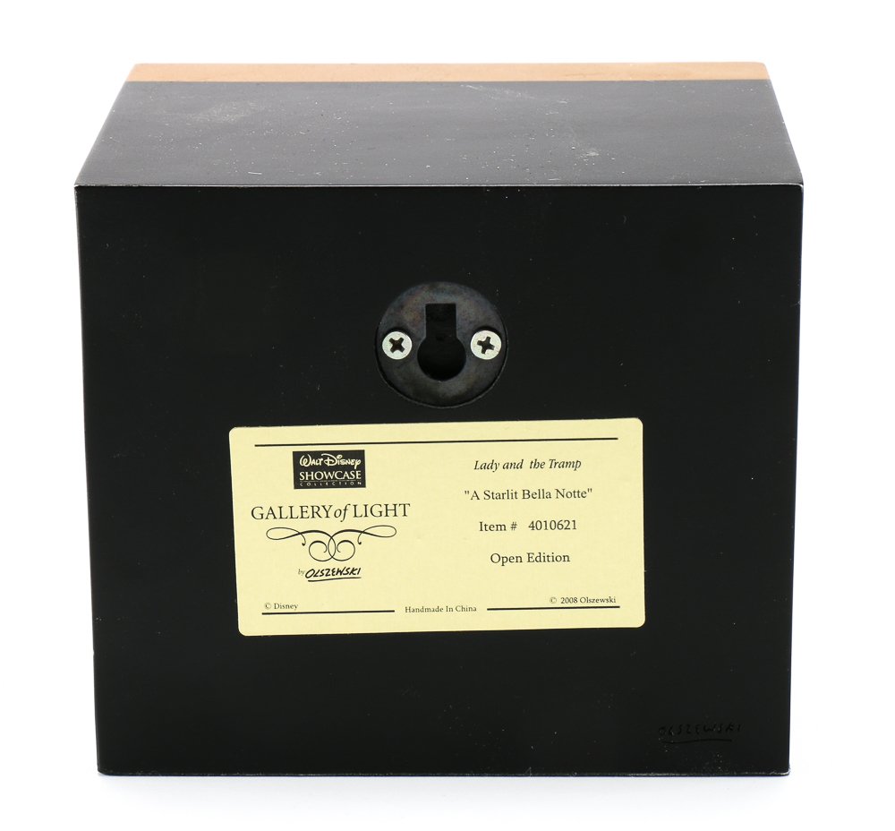 Walt Disney Showcase Collection of "Lady and the Tramp 'A Starlit Bella Notte'" Light Box