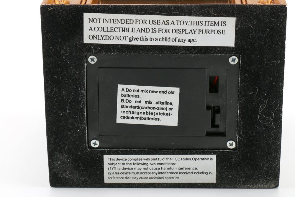 Walt Disney Showcase Collection of "Lady and the Tramp 'A Starlit Bella Notte'" Light Box