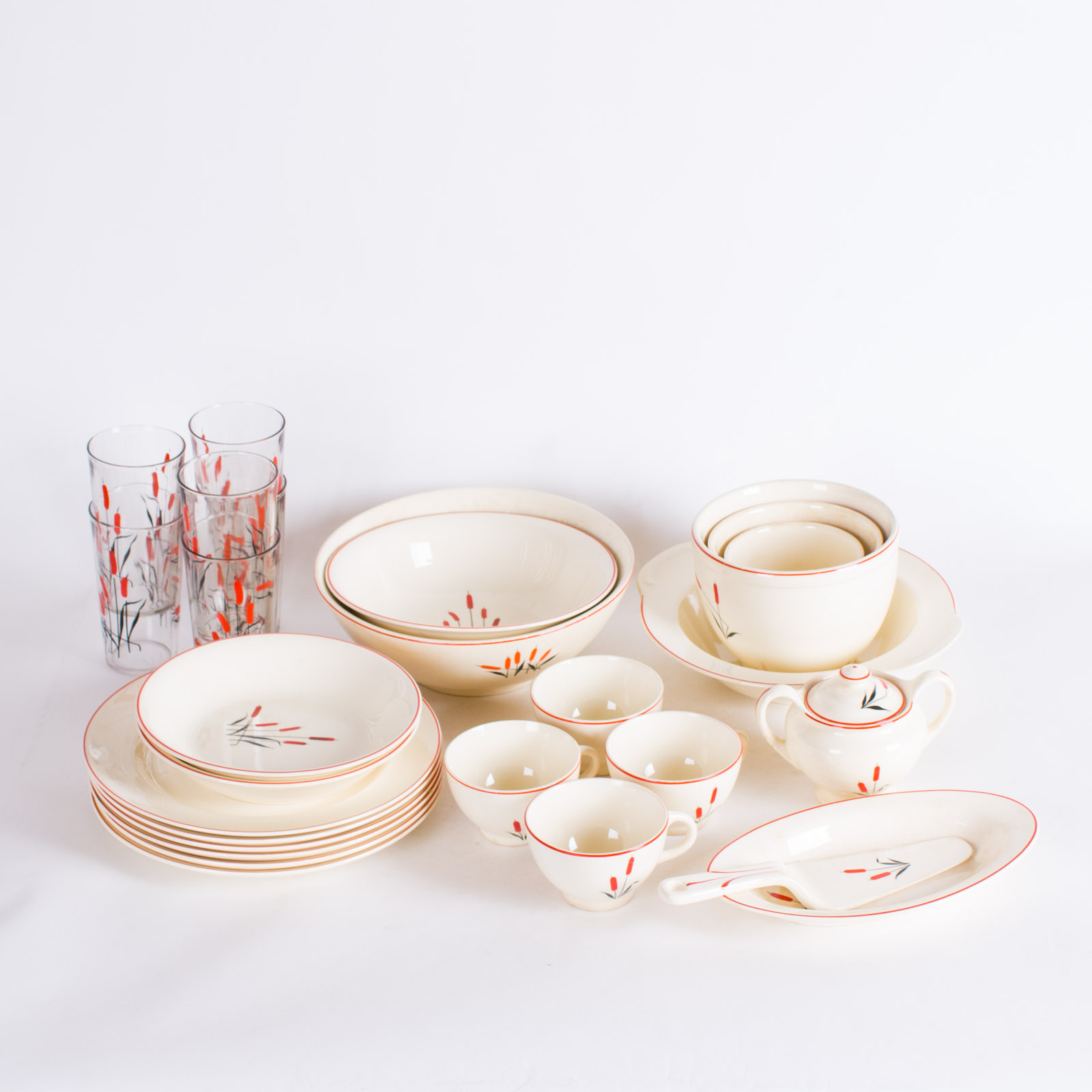 Collection of Universal Cambridge "Cattails" Pattern Dinnerware