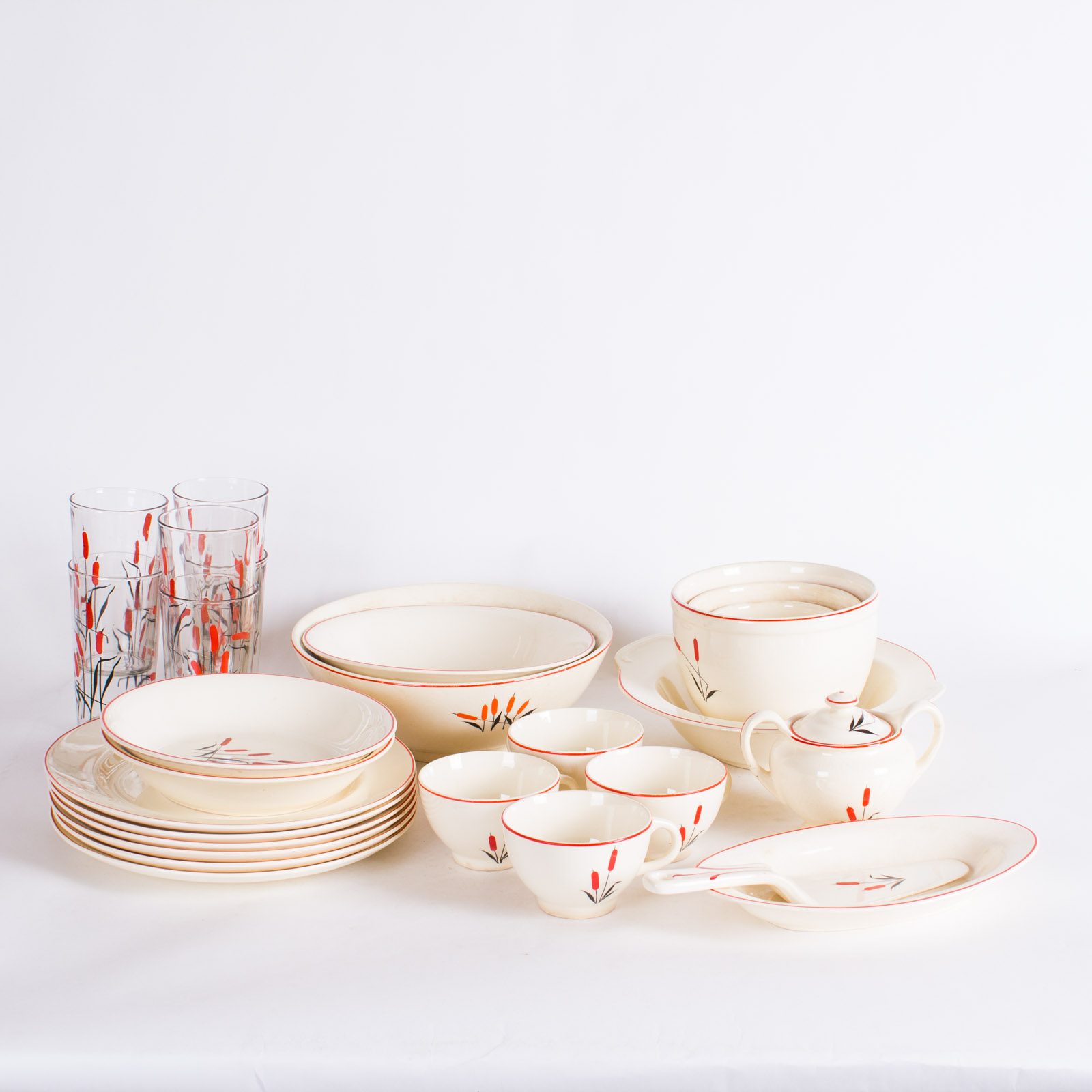 Collection of Universal Cambridge "Cattails" Pattern Dinnerware