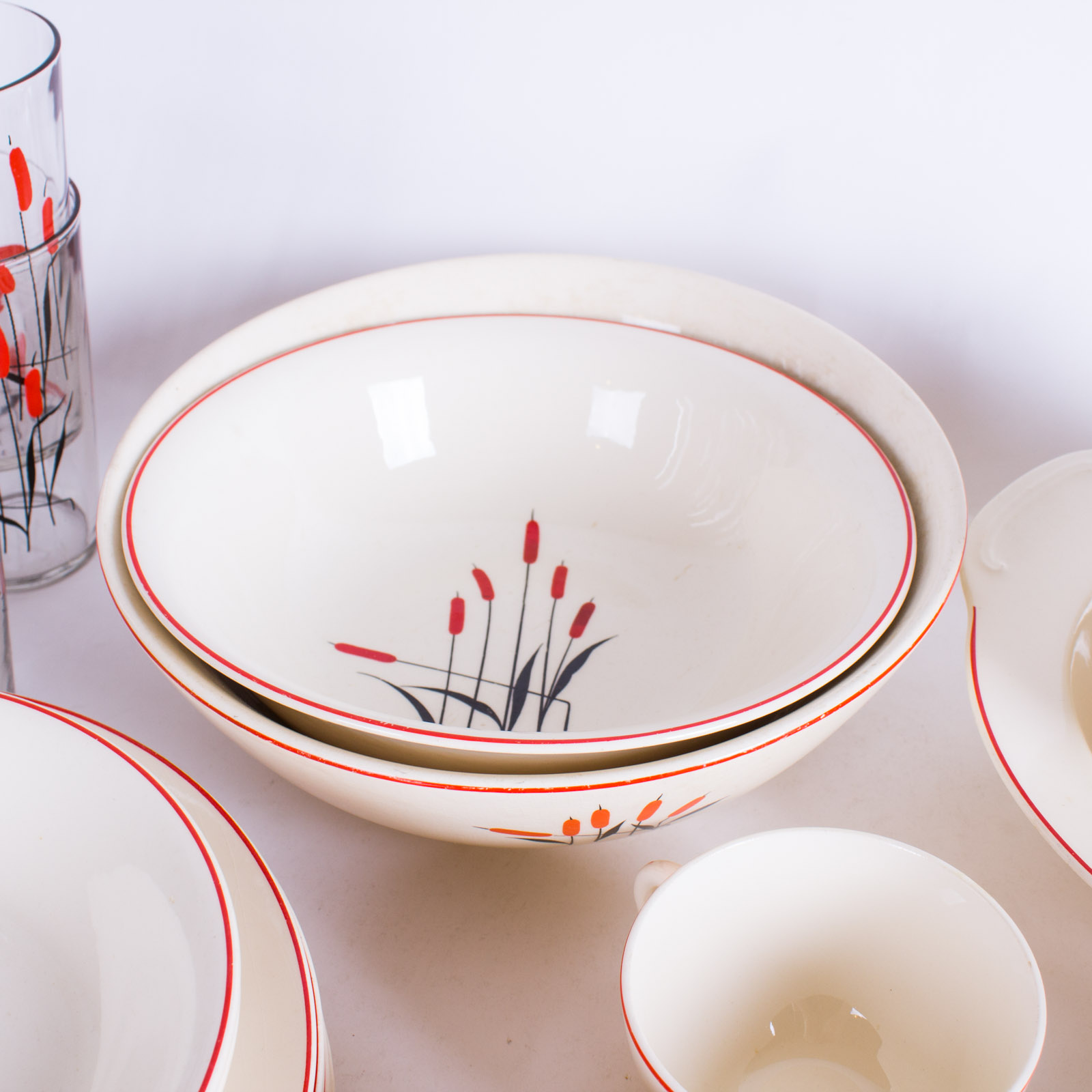 Collection of Universal Cambridge "Cattails" Pattern Dinnerware