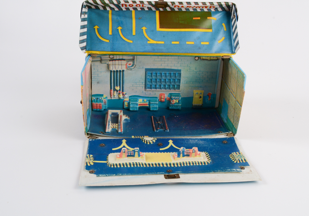 Vintage Matchbox and Hot Wheel Redline Cars in Case