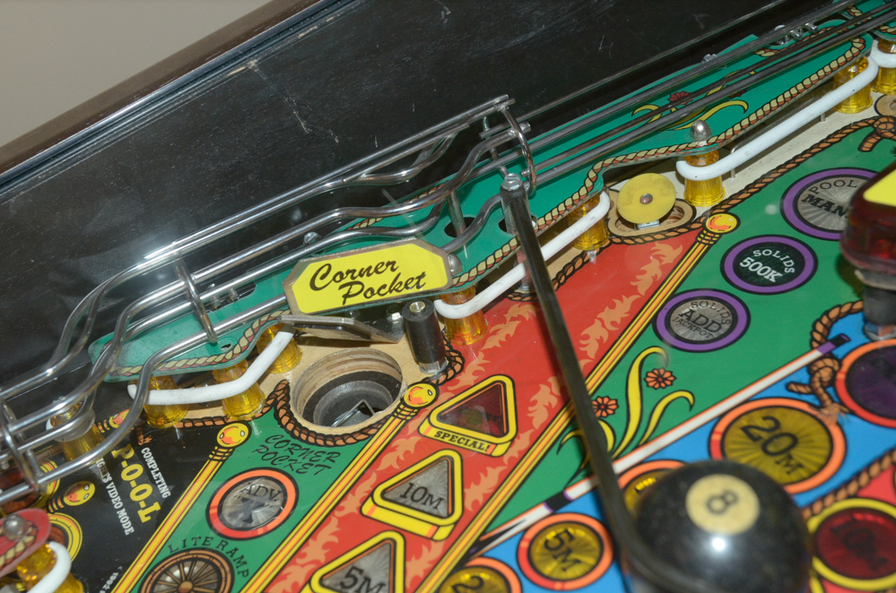 Gottlieb "Cue Ball Wizard" Pinball Machine