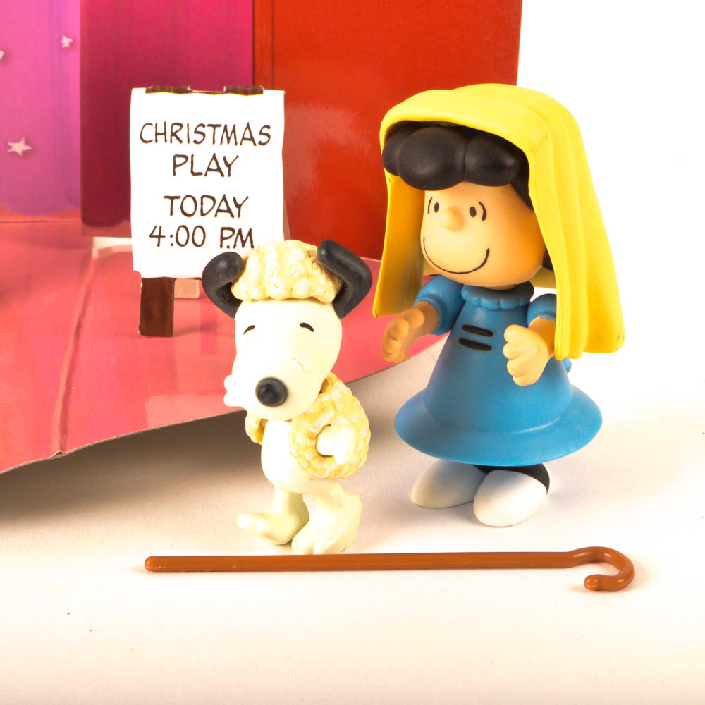 "A Charlie Brown Christmas" Figurines and Stage Set
