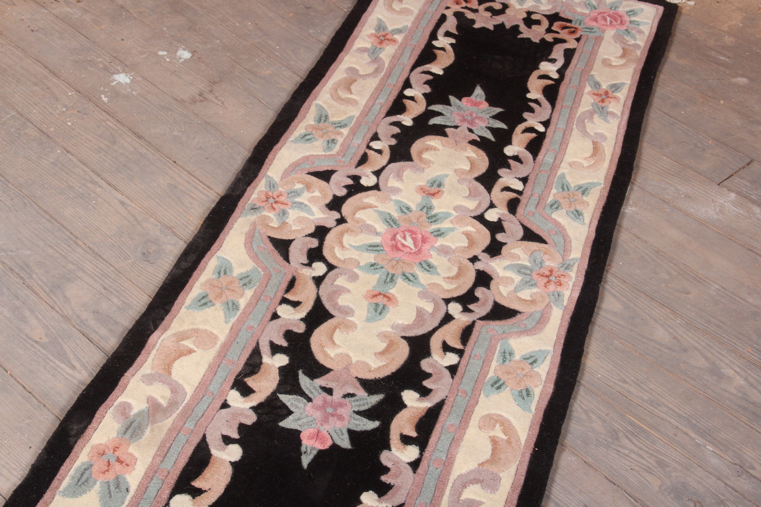 Machine Knotted Chinese-Style Carved Wool Runner