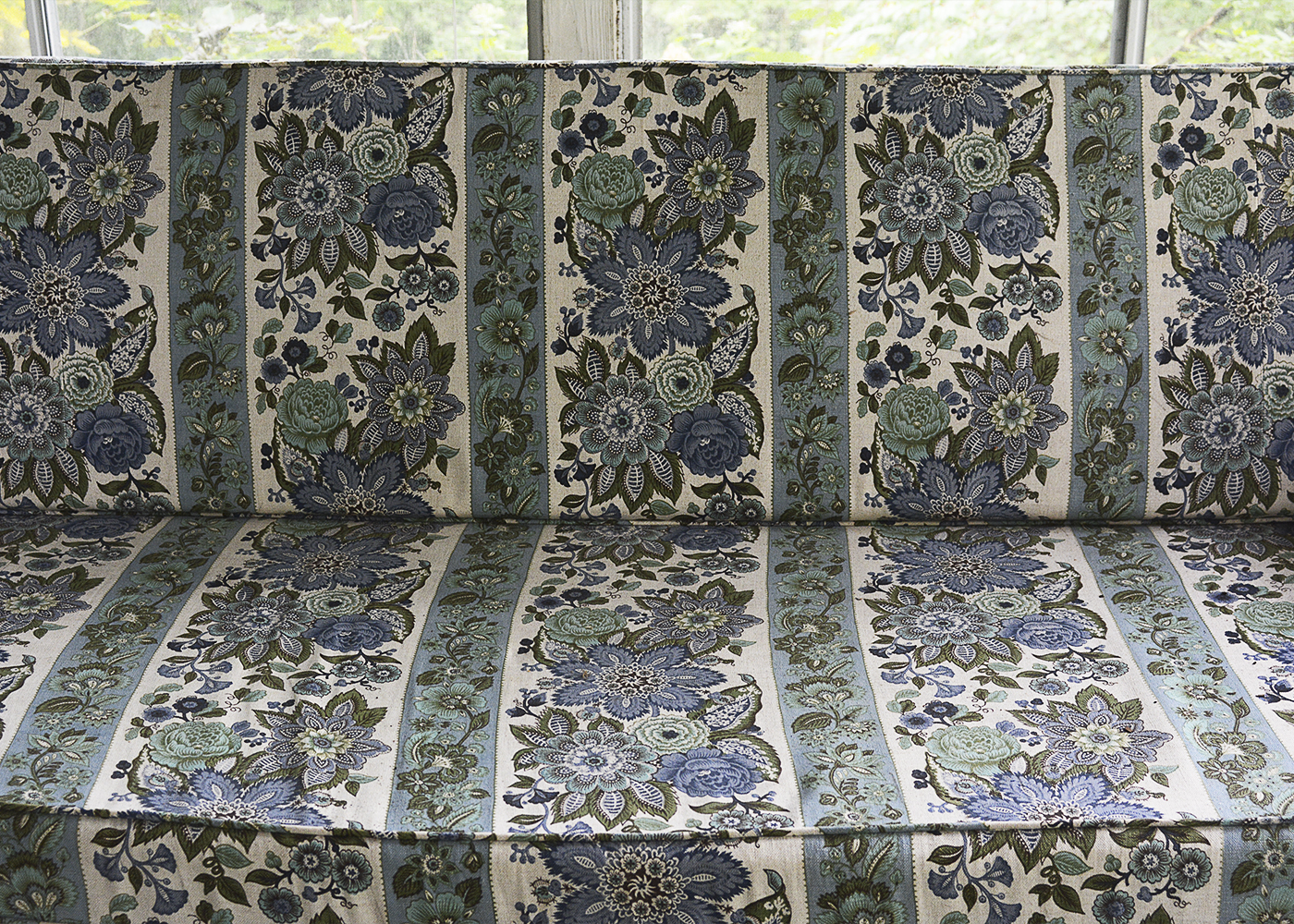 Vintage Metal Patio Sofa Glider