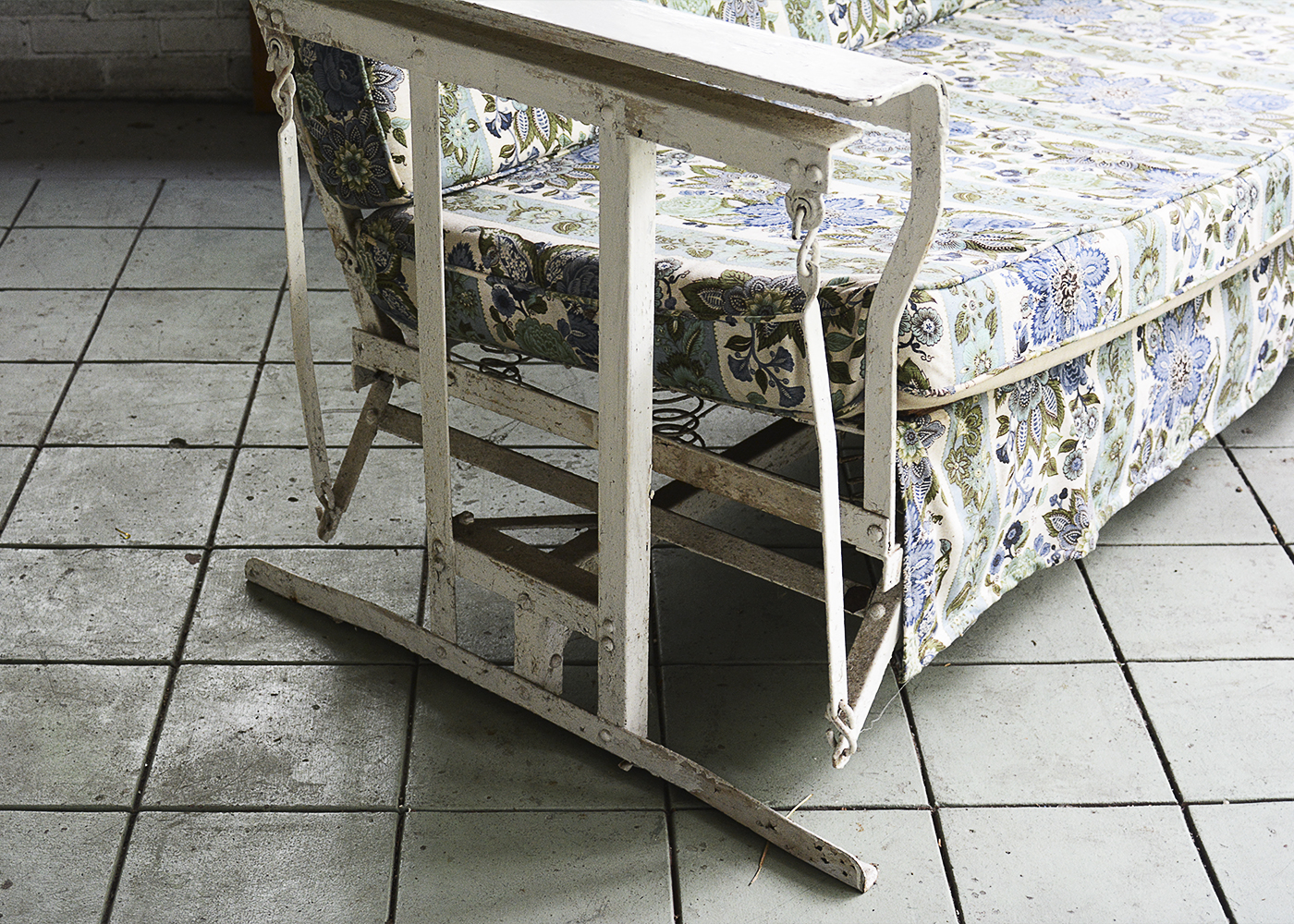 Vintage Metal Patio Sofa Glider