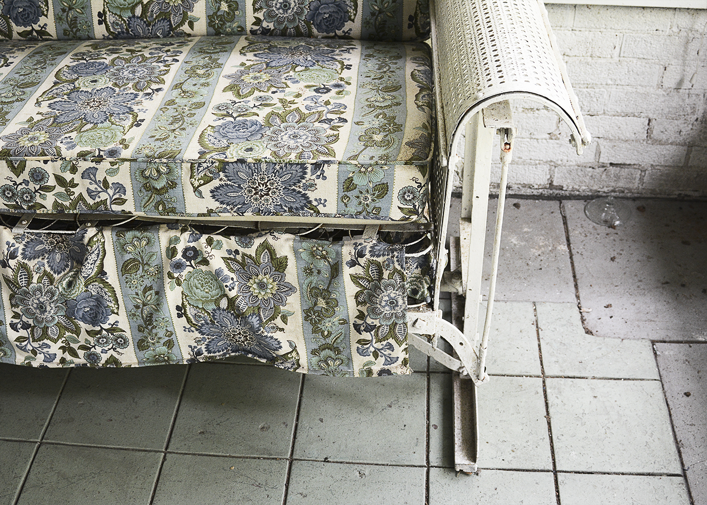 Vintage Metal Patio Sofa Glider