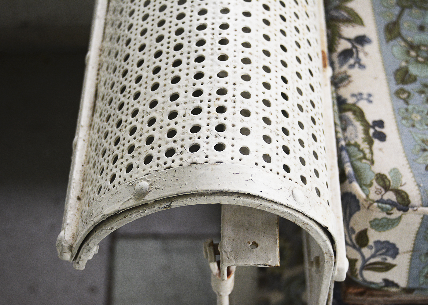 Vintage Metal Patio Sofa Glider