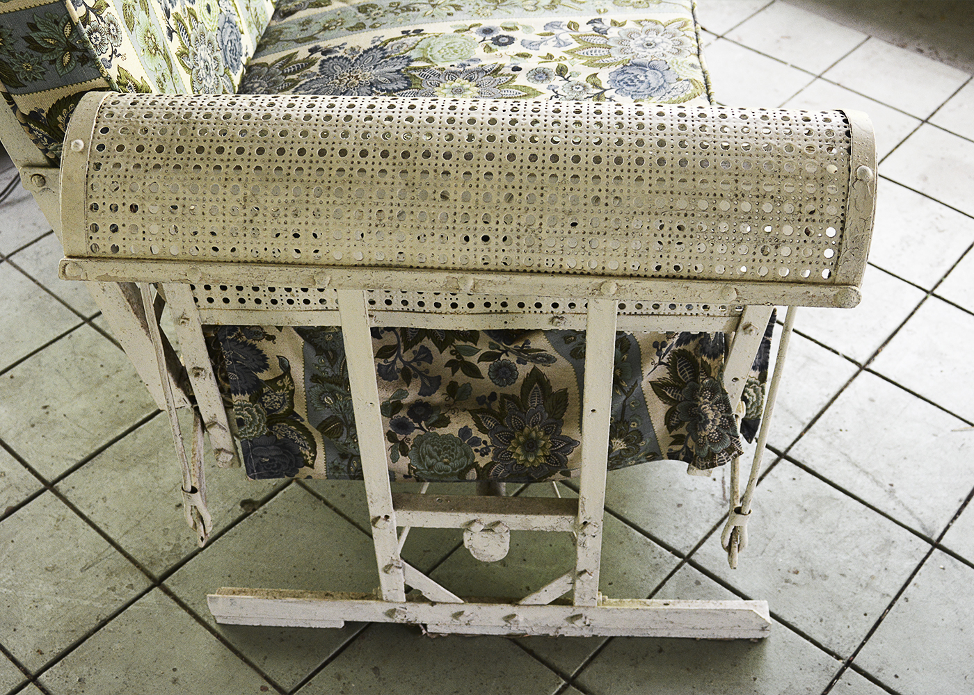 Vintage Metal Patio Sofa Glider