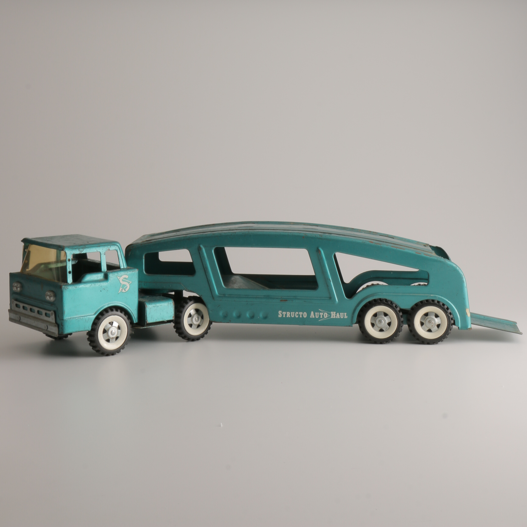 Die-Cast Structo Car Carrier Replica