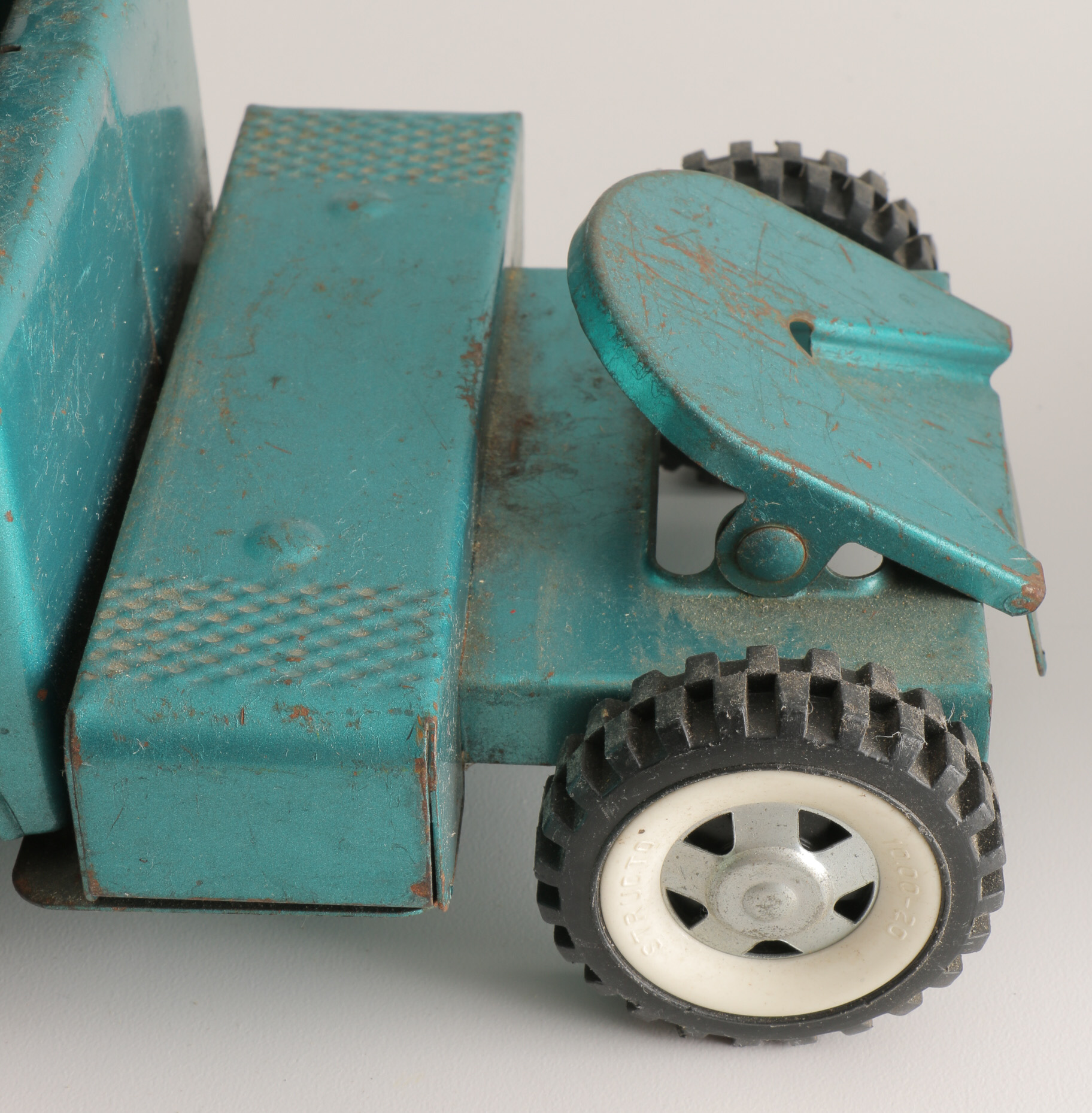 Die-Cast Structo Car Carrier Replica