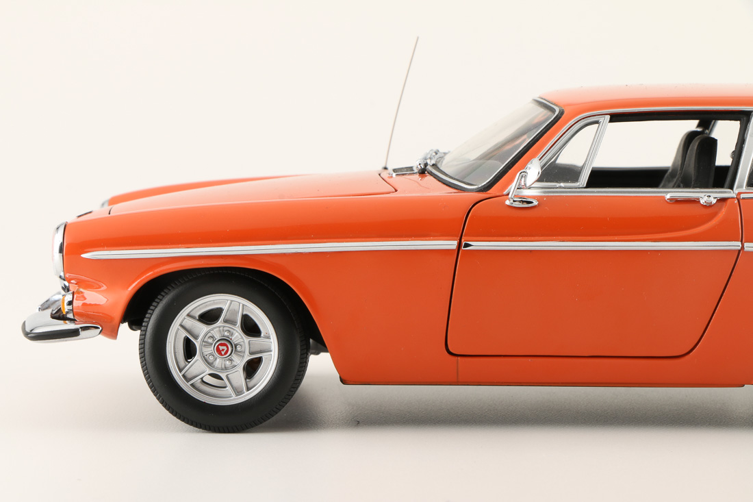1971 Volvo P1800 ES Die-Cast Replica