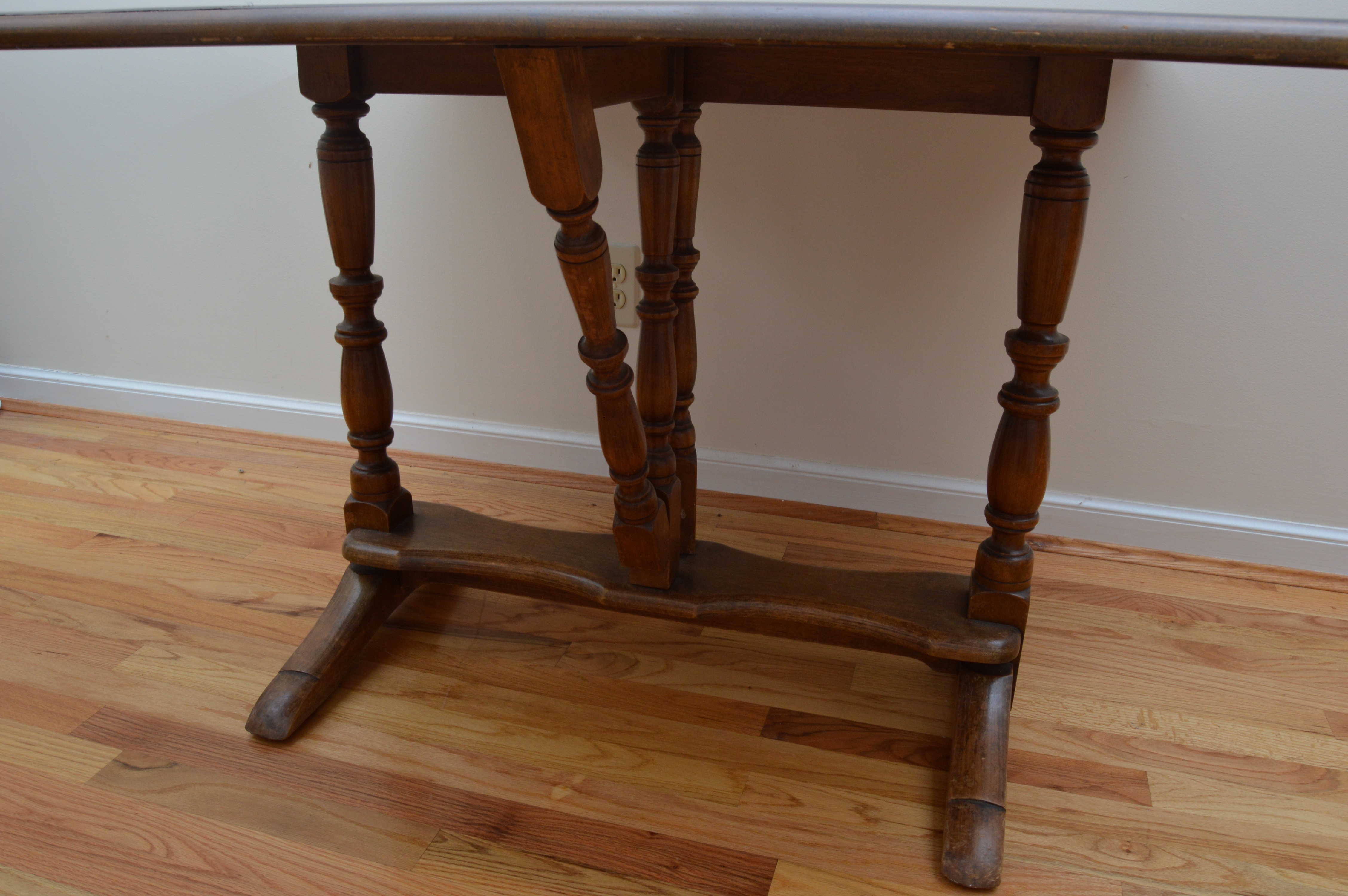 Vintage Wood Folding Leaf Table