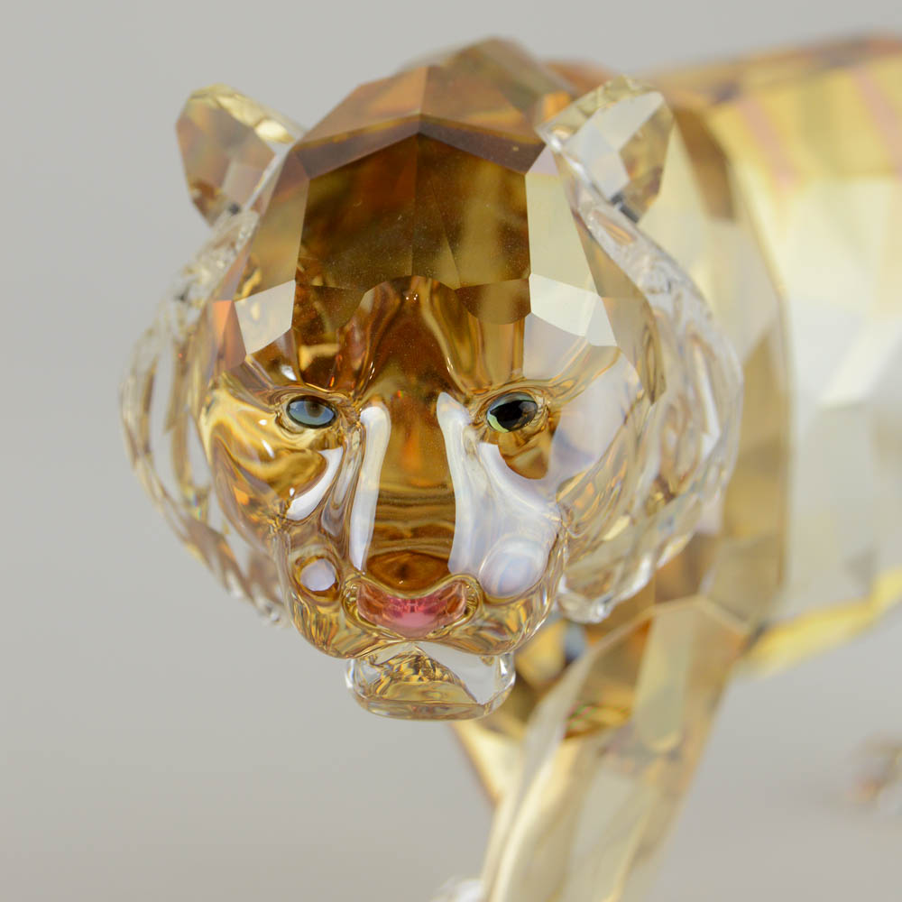 Swarovski 2010 Annual Edition Crystal Tiger and Cubs