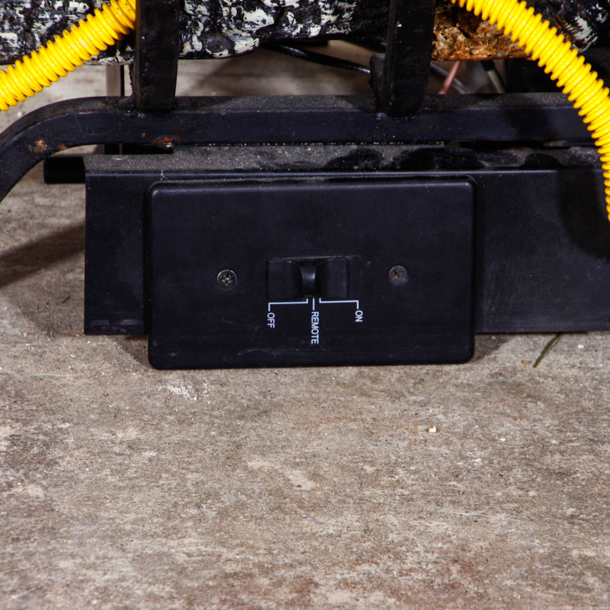 Sure Heat Vent Free Burner and Natural Gas Fire Logs with Remote