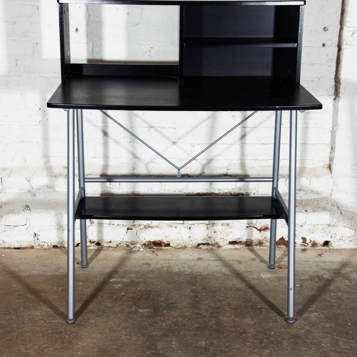 Contemporary Computer Desk